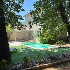 Villa Les Jardins Du Castelas By Perier-provence, Uchaux